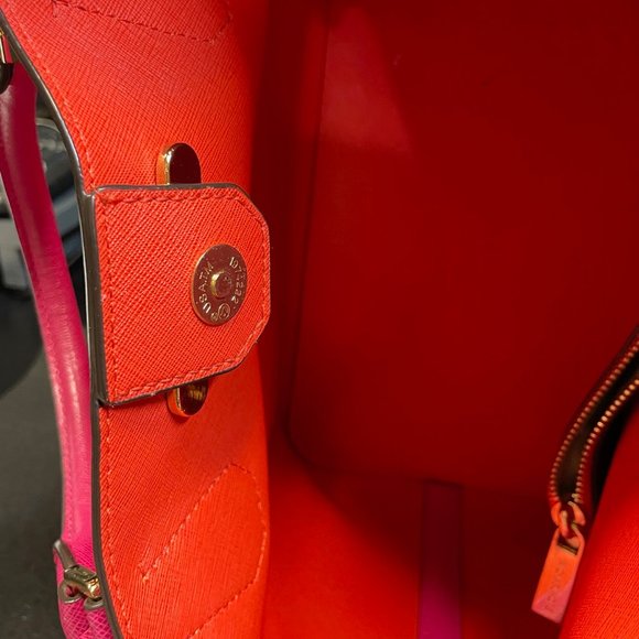 EUC Michael Kors medium saffiano leather tote bag deep fuschia - Picture 15 of 16